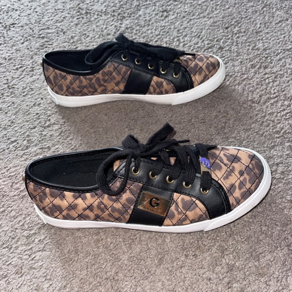 GBG G by Guess Los Angeles Leopard Sneakers - Picture 2 of 7